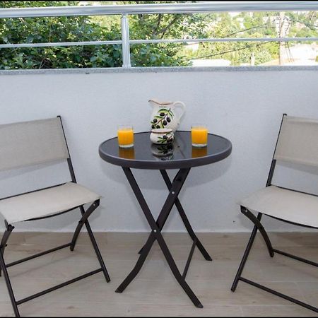 Apartmani Nela Sutomore Exterior photo