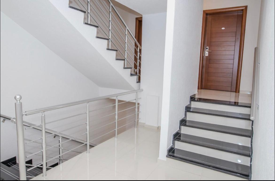 Apartmani Nela Sutomore Exterior photo