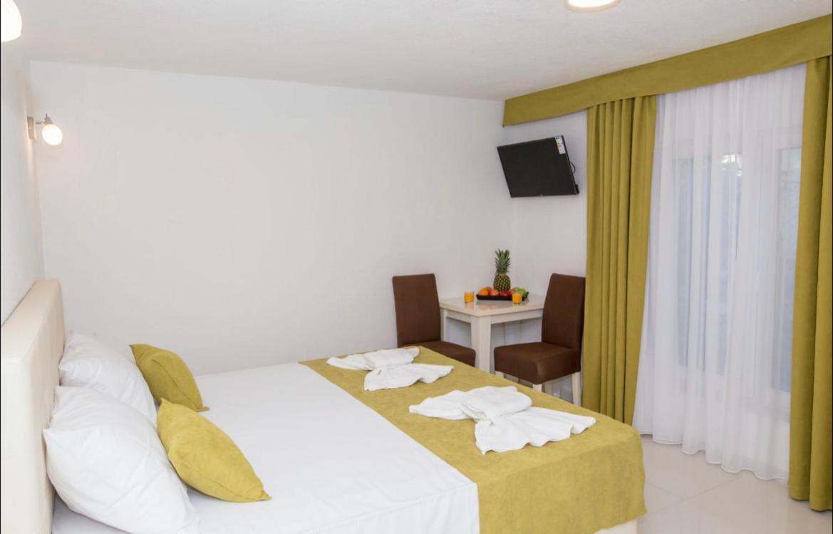 Apartmani Nela Sutomore Exterior photo