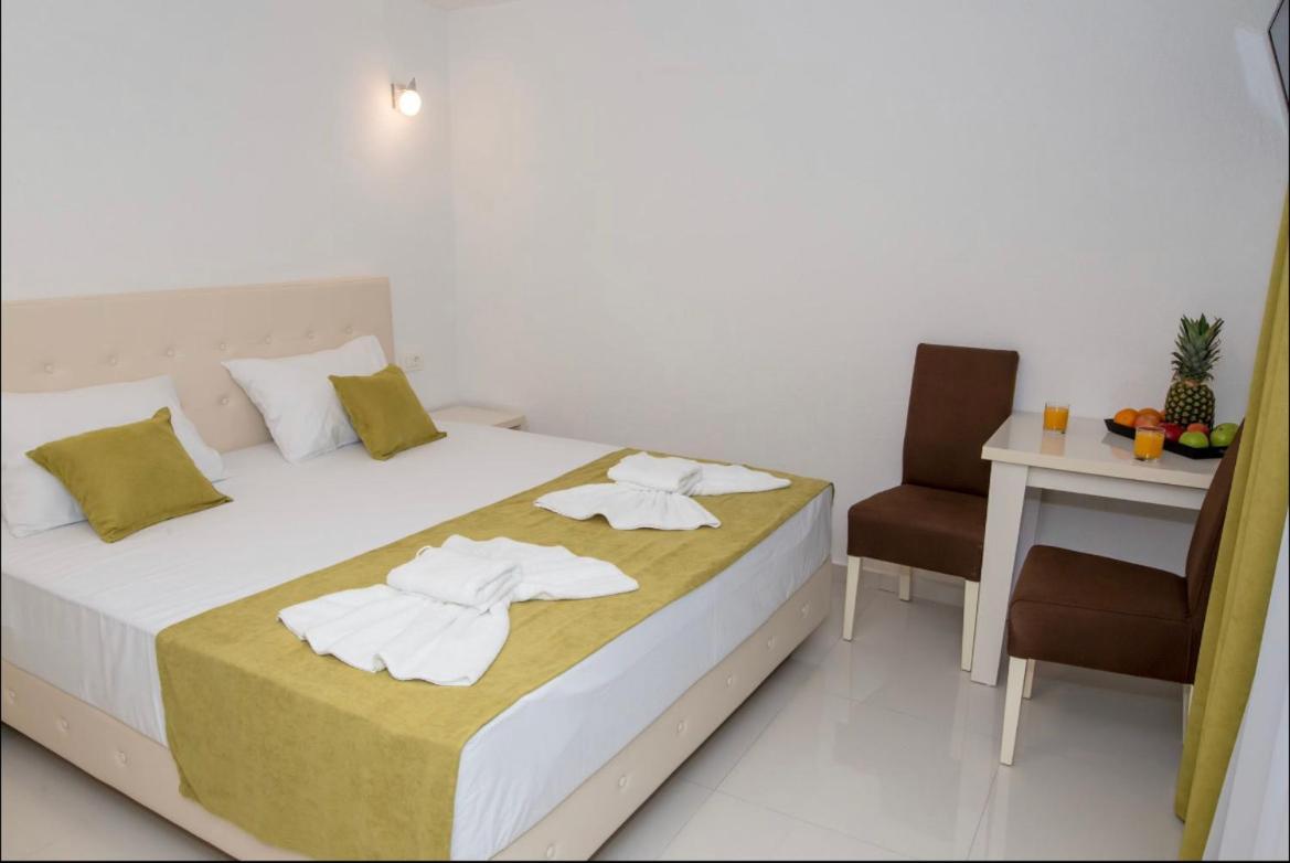 Apartmani Nela Sutomore Exterior photo