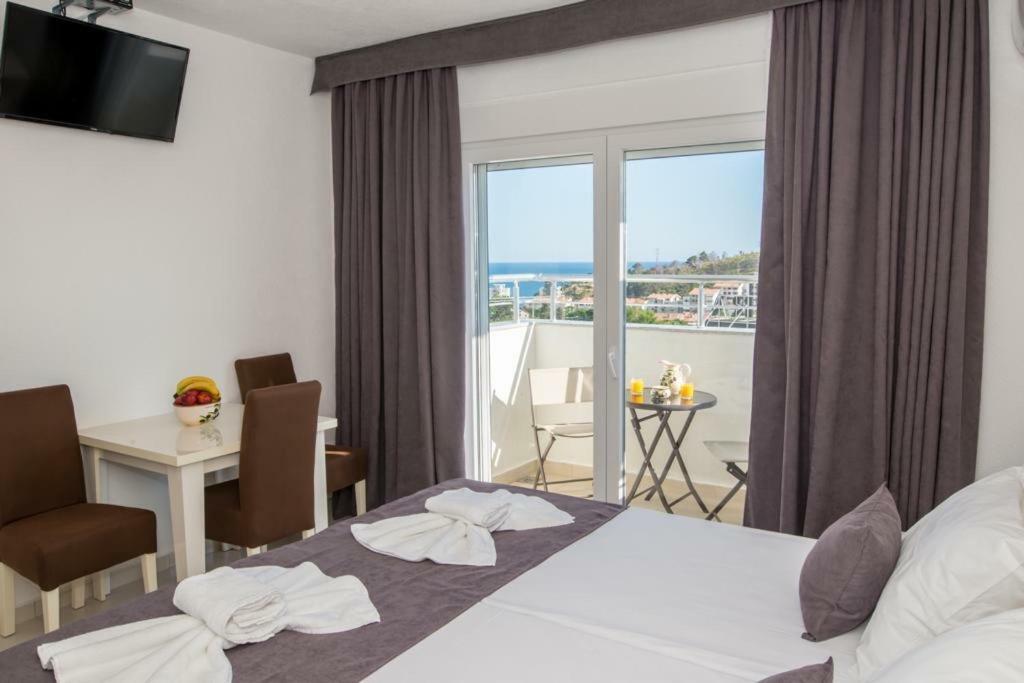 Apartmani Nela Sutomore Exterior photo